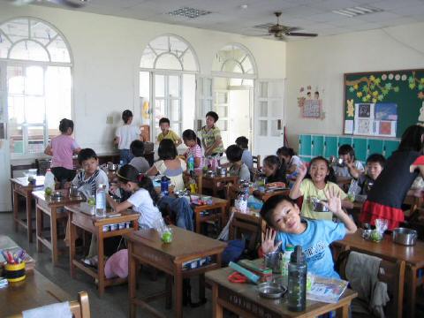 lunch981021-2.JPG