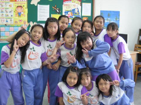 4C-girls01.JPG