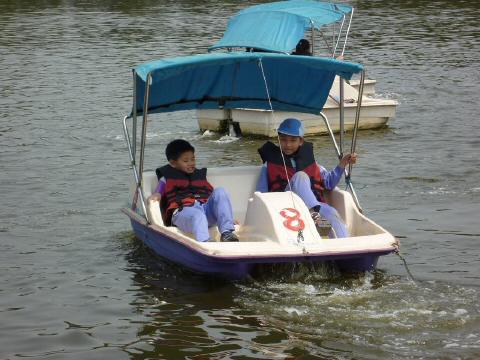 pedalo09-1.JPG