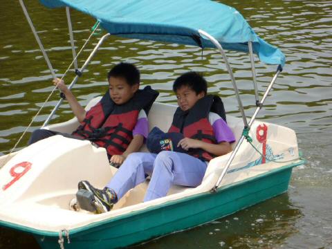 pedalo11-1.JPG