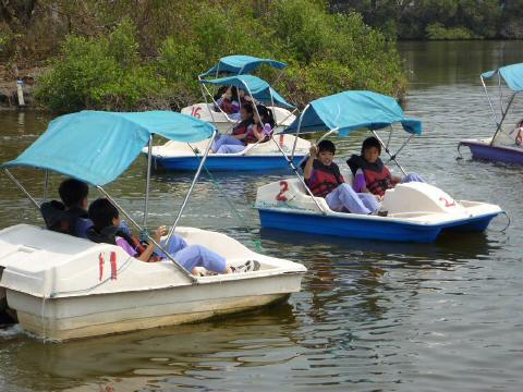 pedalo13-1.JPG