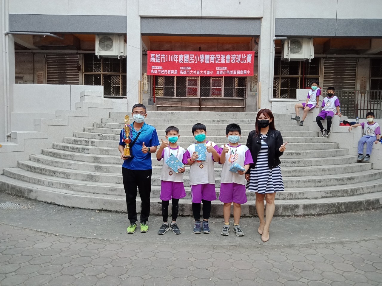 LINE_ALBUM_110.11.10高市小促會滾球相片_211111_0.jpg