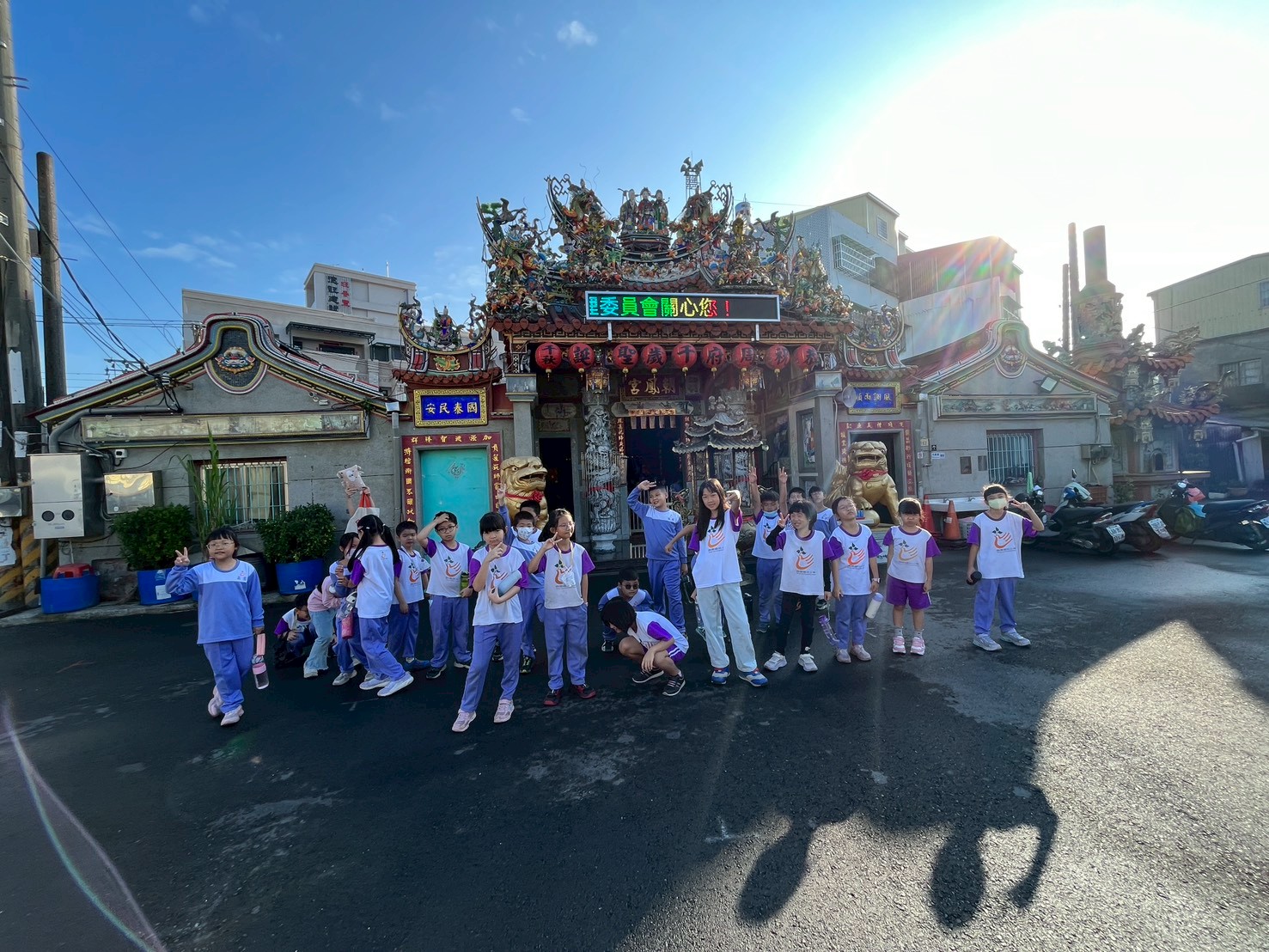LINE_ALBUM_114.12.10朝鳳宮戶外教學_260226_10.jpg