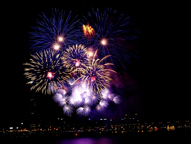 fireworks_03.jpg