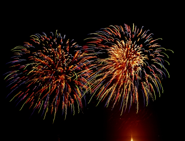 fireworks_04.jpg