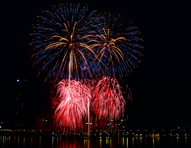 fireworks_05.jpg